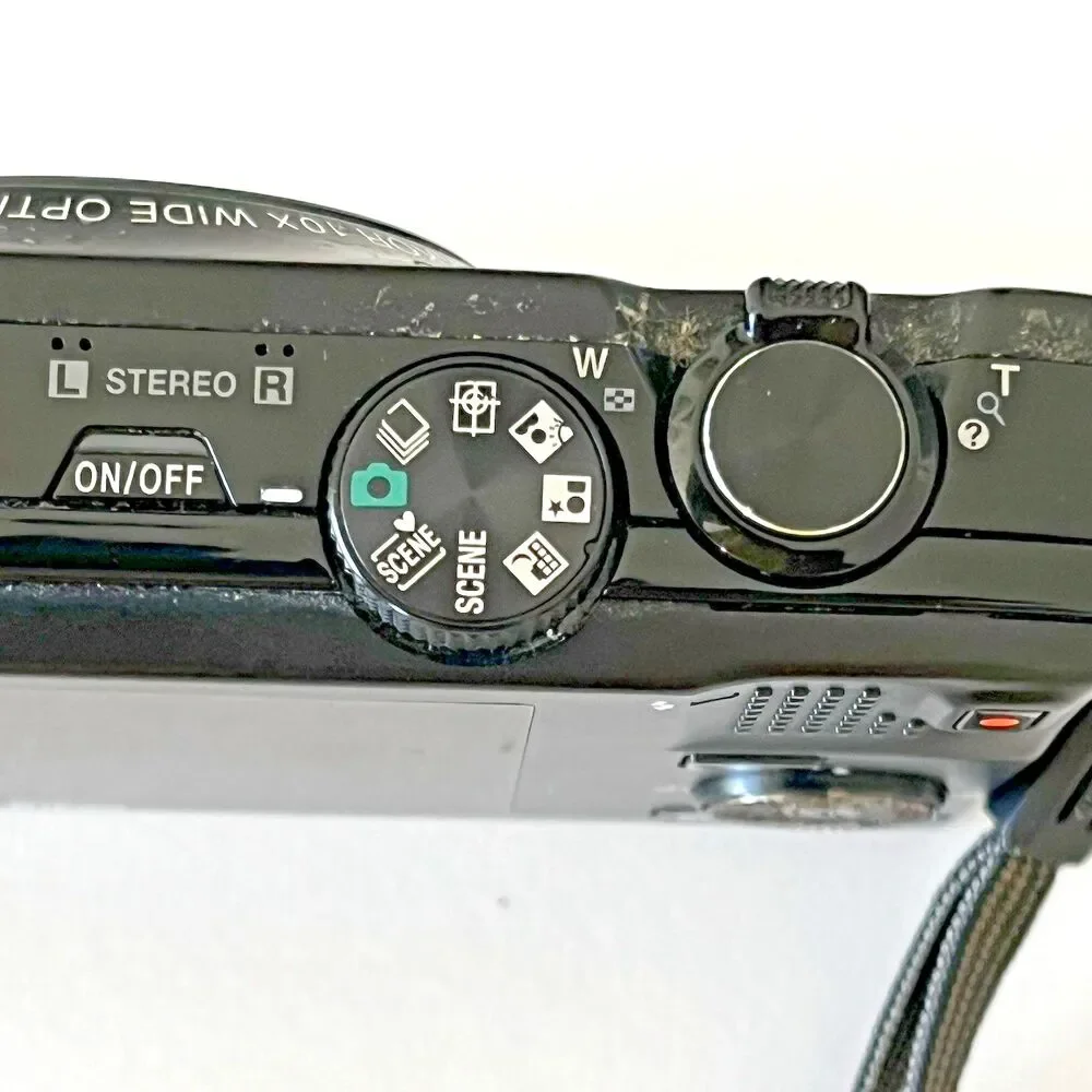 Nikon Coolpix S8100 12.1MP Digital Camera Black Tested Working w/ Charger Works